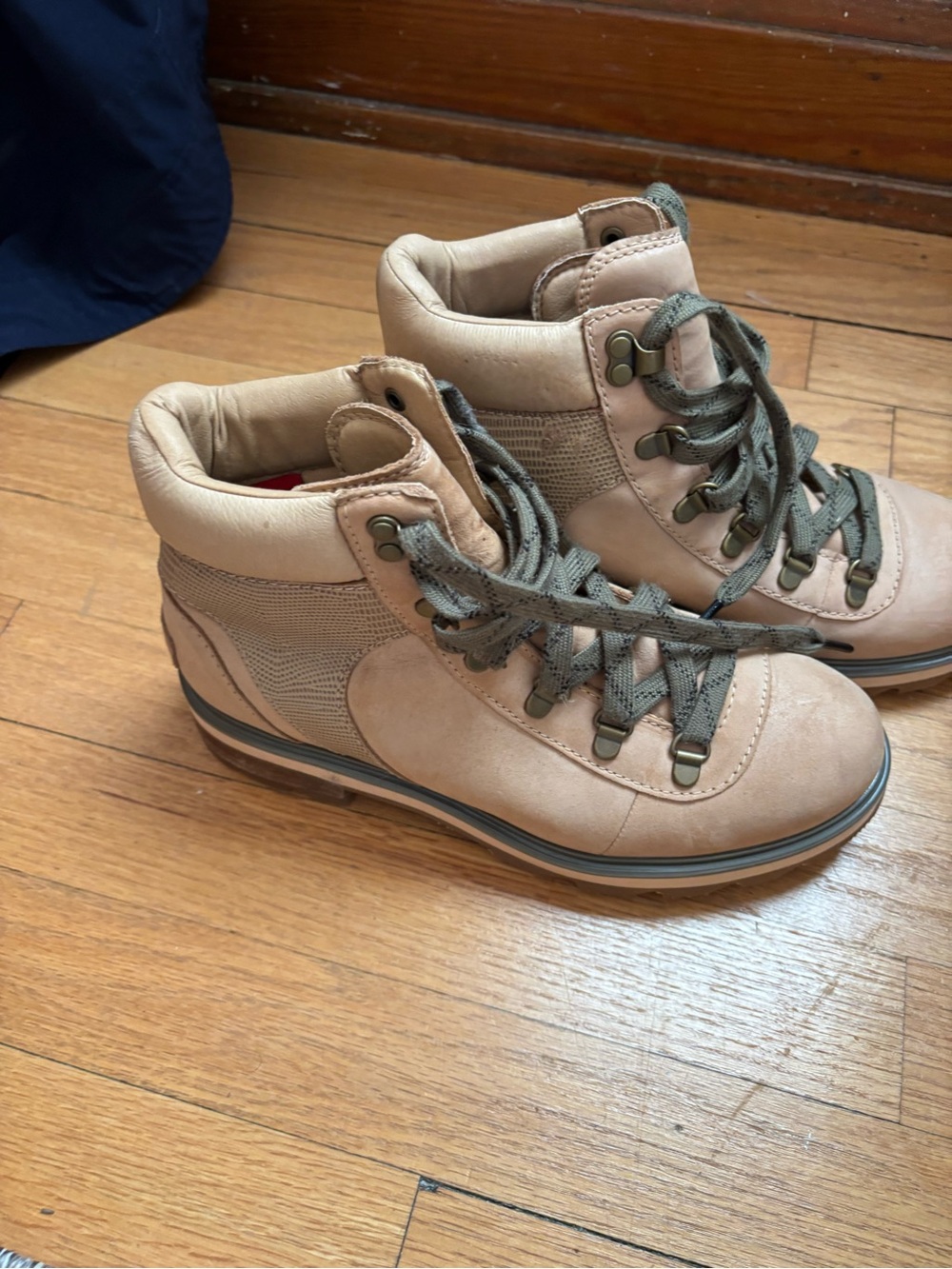 Sorel Men's Beige/Tan Leather Lace-Up Boot